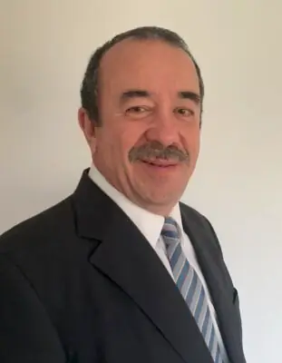 Edgar Smulevici - Abogado especialista en derecho civil y laboral